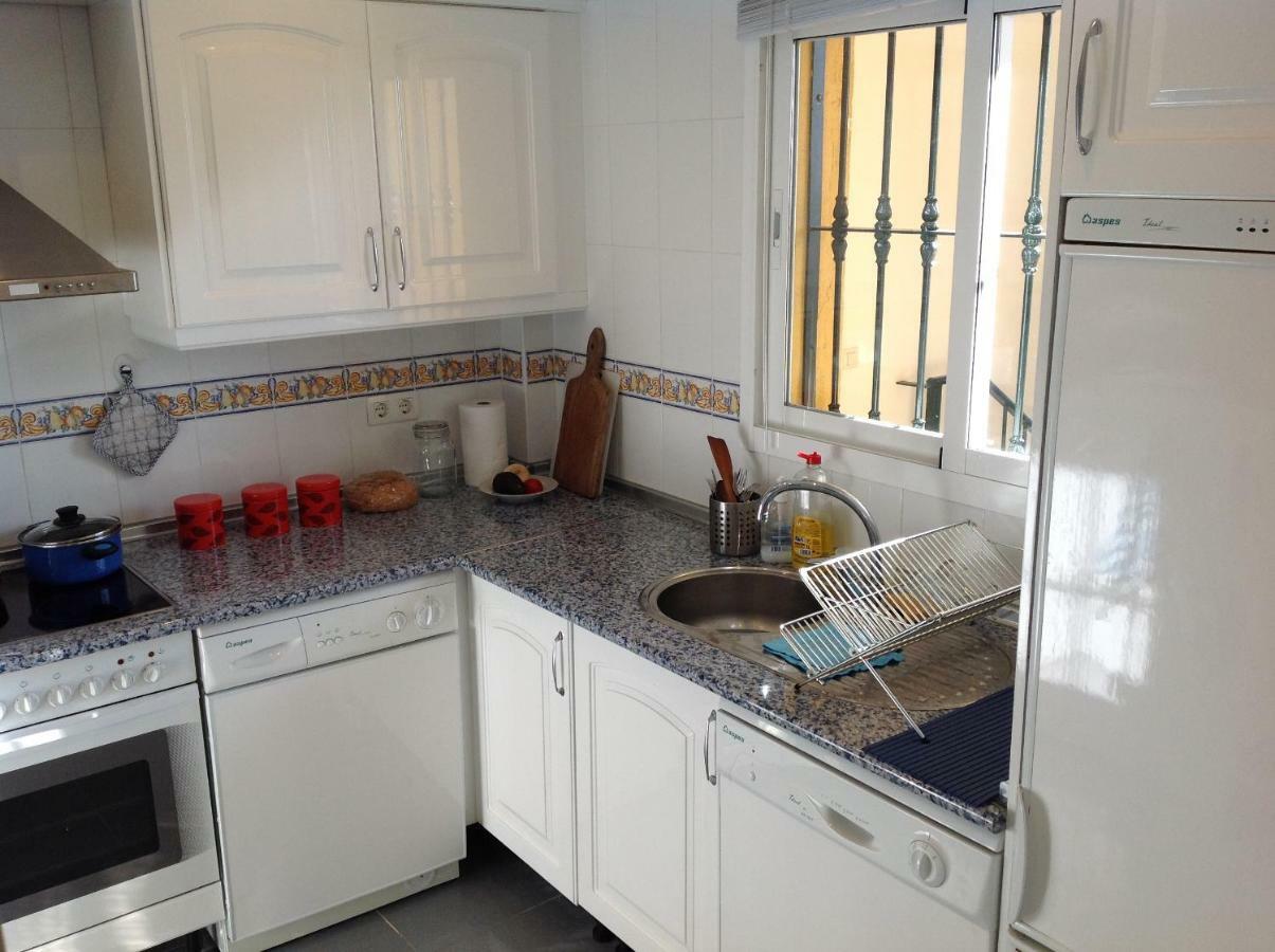 דירות מיחאס 2 Bed Penthouse, Rooftop Terrace, Panoramic Views מראה חיצוני תמונה